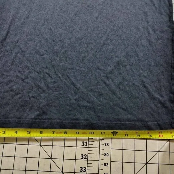 Gently Used Vintage Men's Champion Black XL T-Shirt - Picture 5 of 9